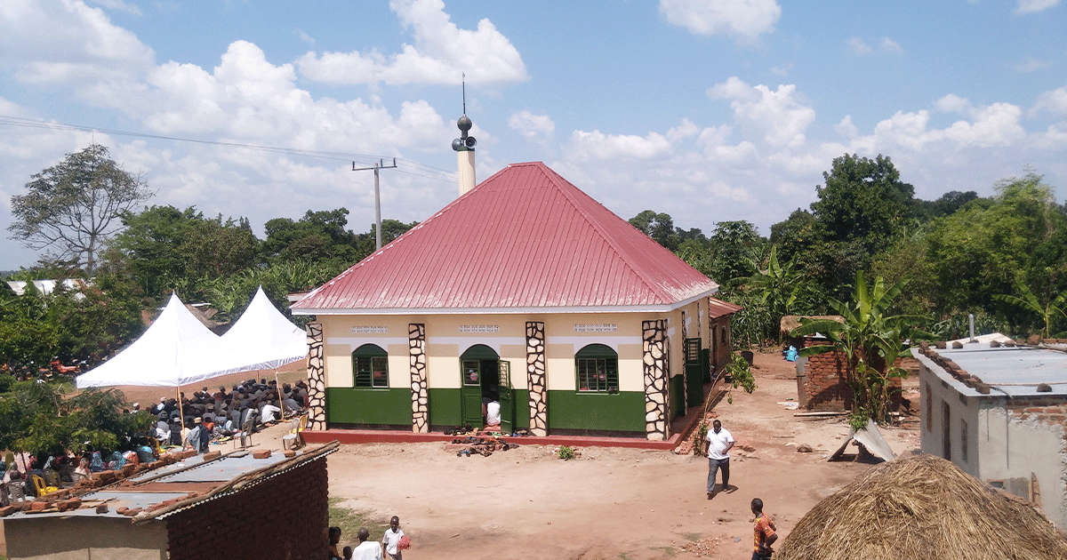 build-awtad-mosque-in-the-waqf-land